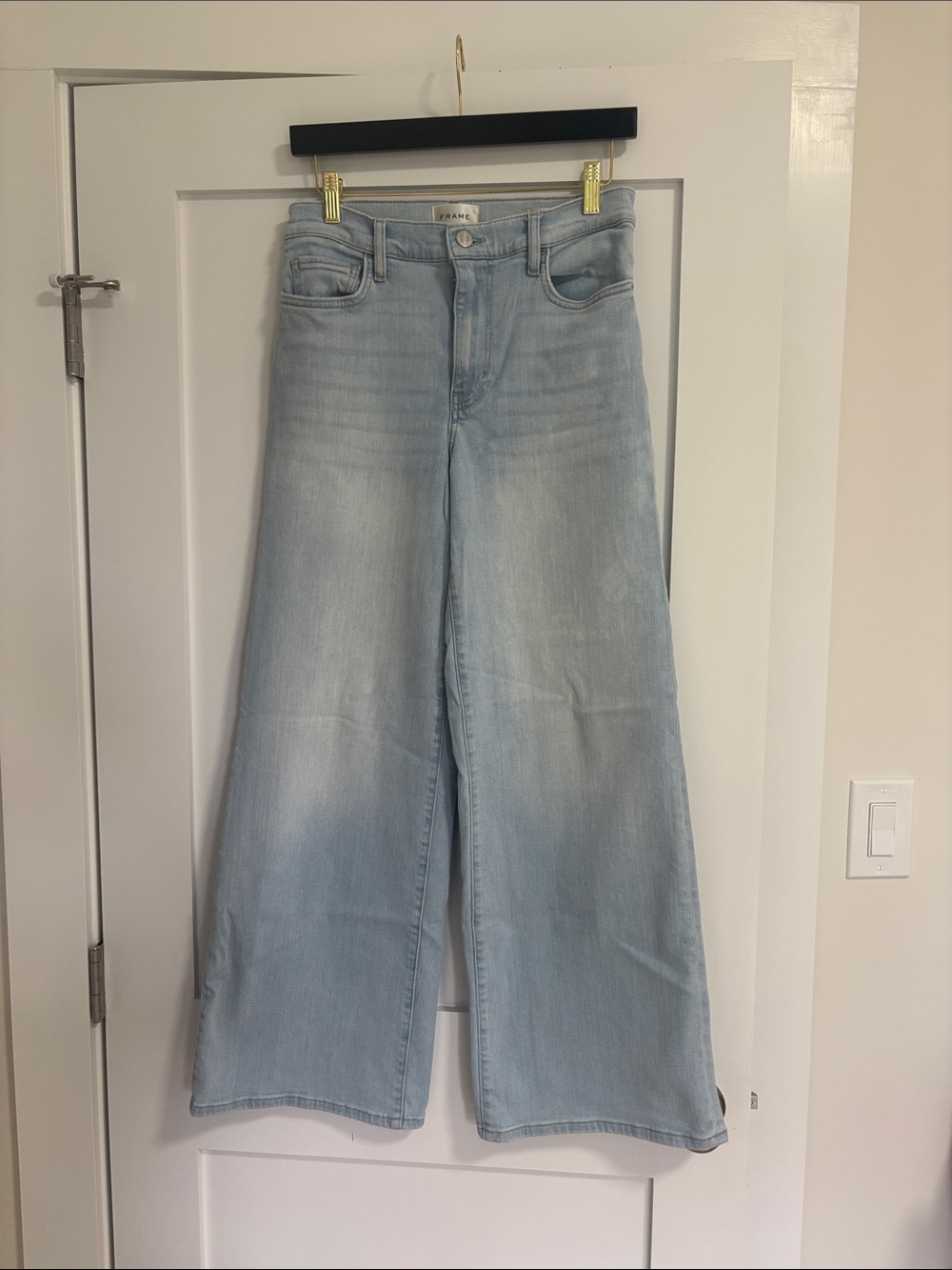 Frame Denim Light Wash High-Rise Wide Leg Jeans